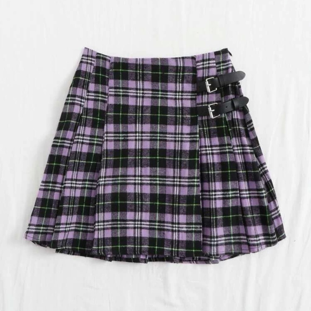 Plaid pleated mini skirt